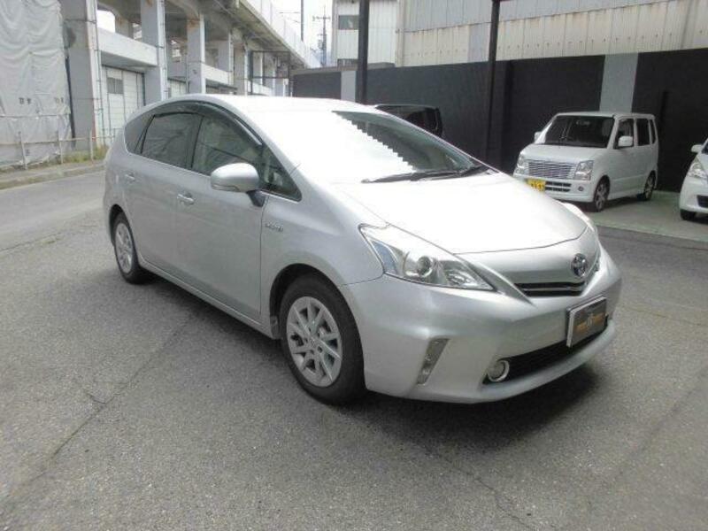 PRIUS ALPHA
