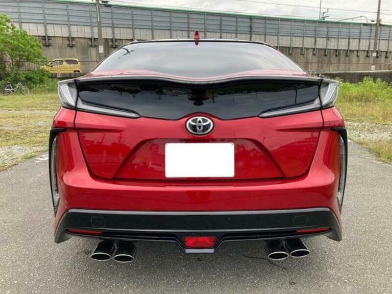 PRIUS PHV