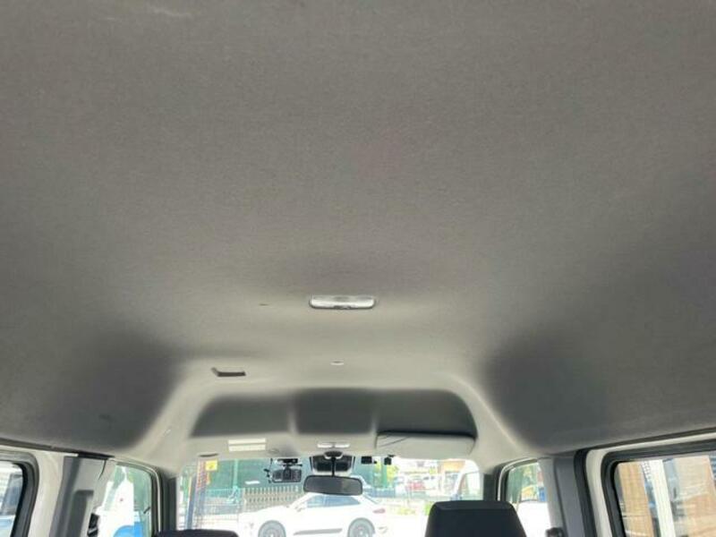 N-VAN