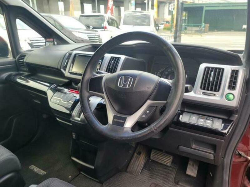 STEPWAGON SPADA