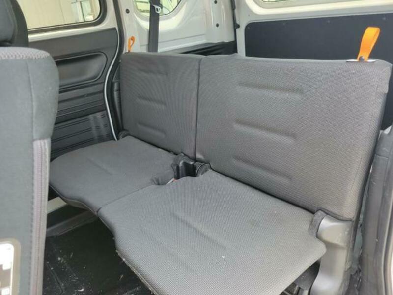 N-VAN