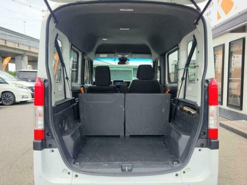 N-VAN