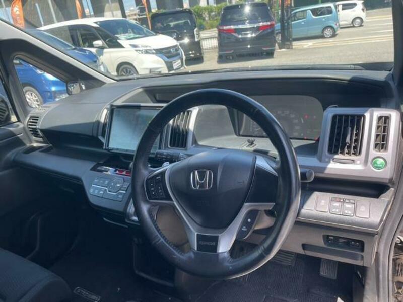 STEPWAGON SPADA