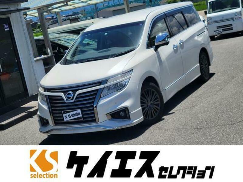 NISSAN ELGRAND