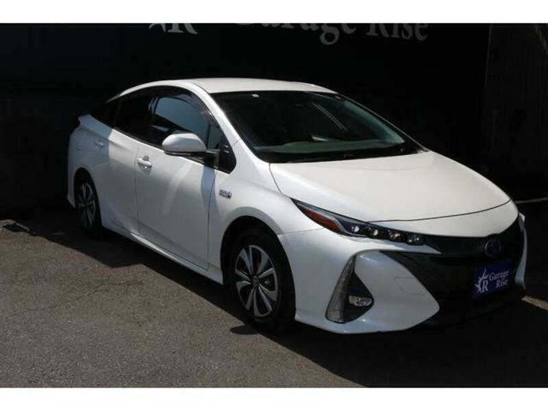 PRIUS PHV