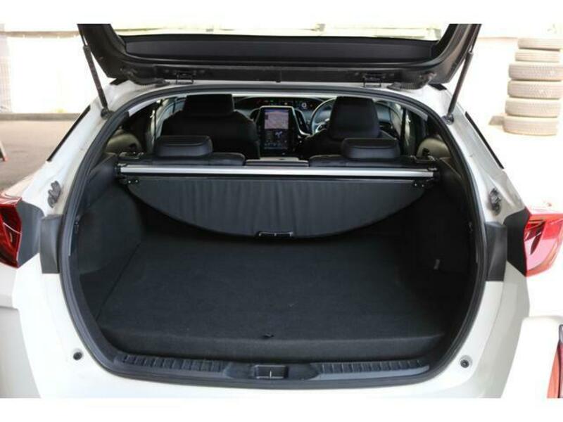 PRIUS PHV