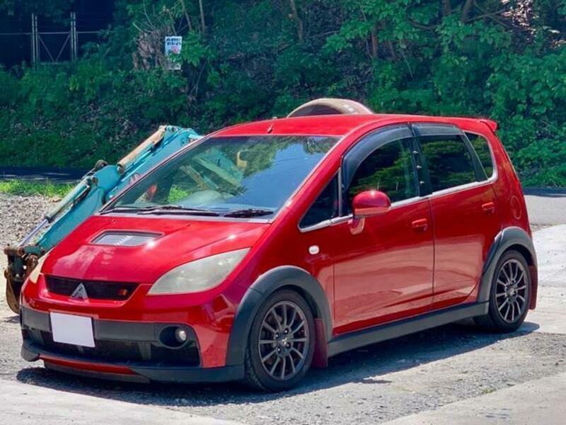MITSUBISHI COLT