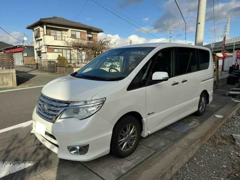 NISSAN SERENA