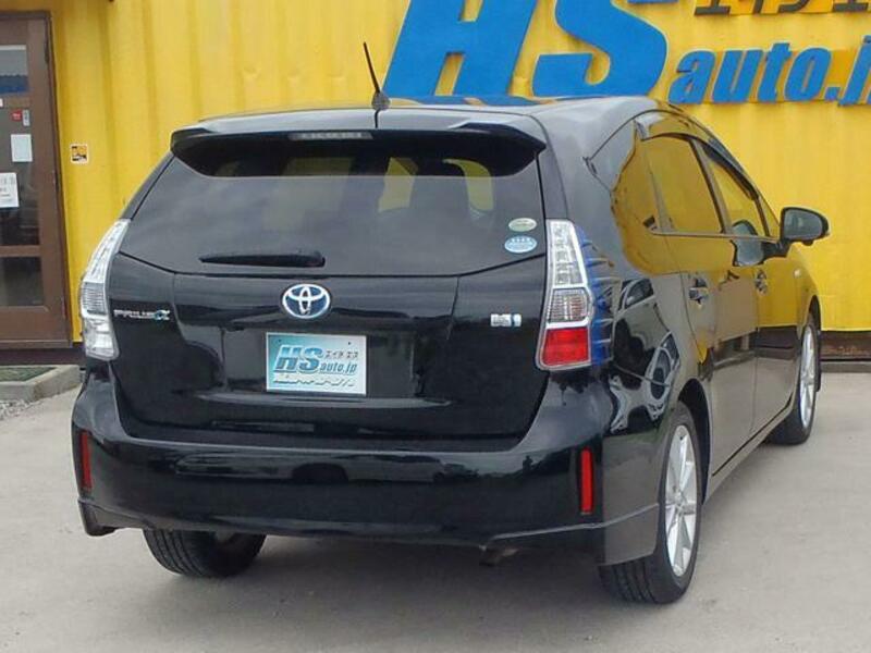 PRIUS ALPHA