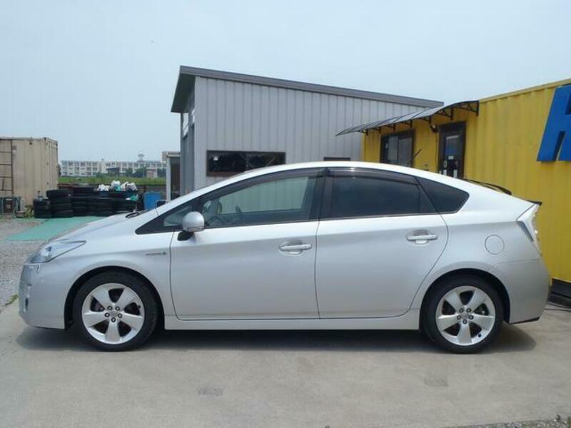 PRIUS