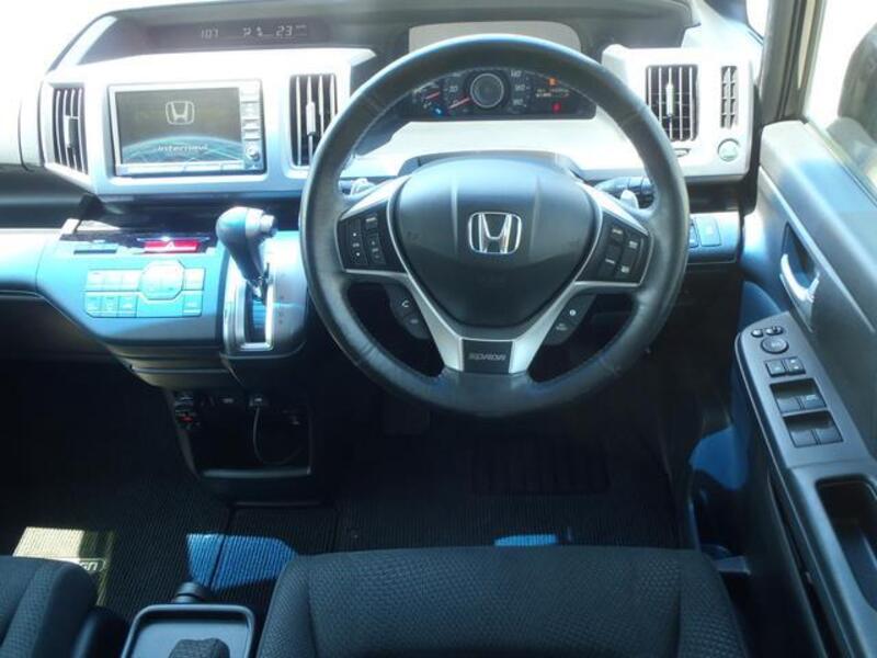 STEPWAGON SPADA