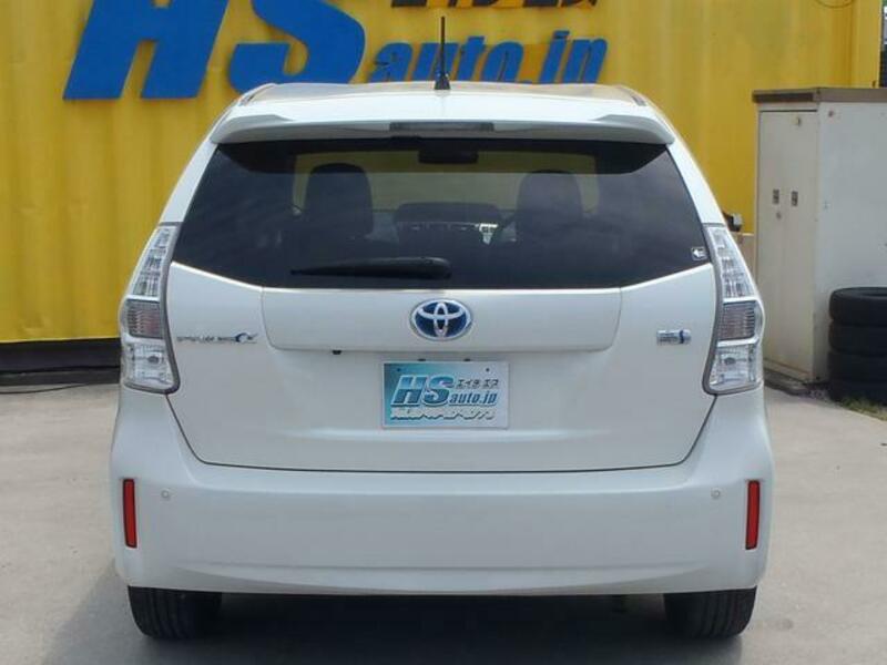 PRIUS ALPHA
