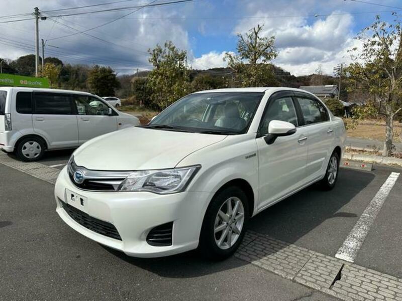 COROLLA AXIO
