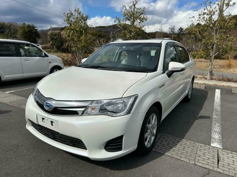 COROLLA AXIO