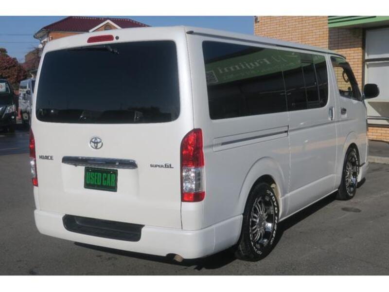 HIACE VAN