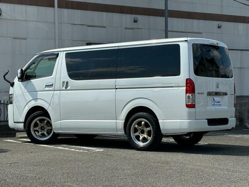 HIACE VAN