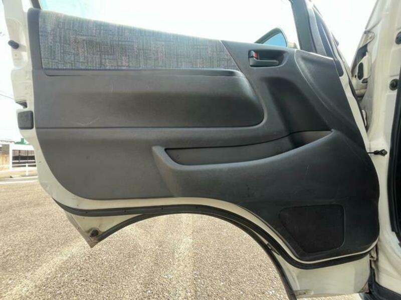 HIACE WAGON