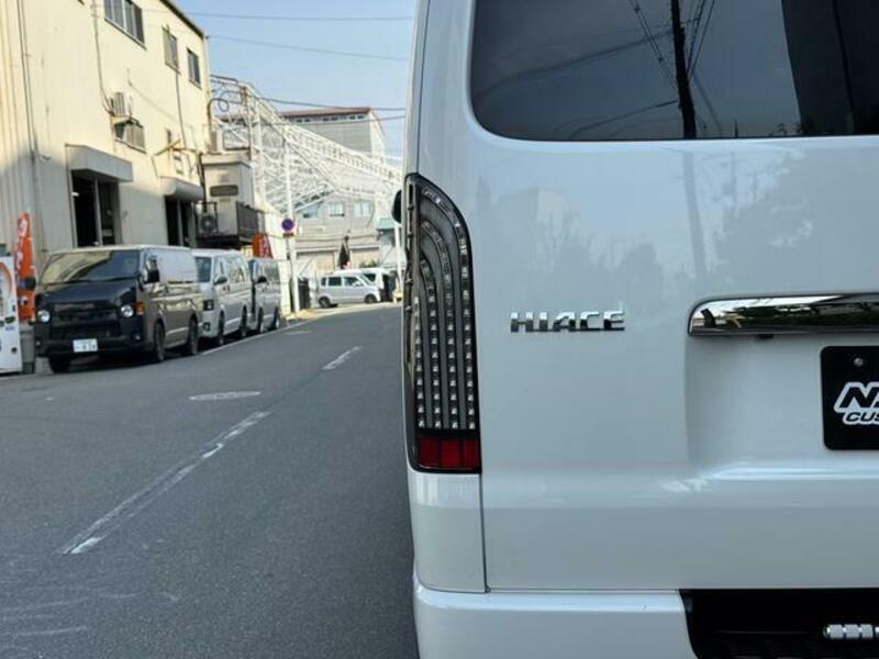 HIACE VAN