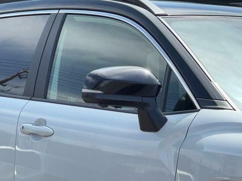 COROLLA CROSS