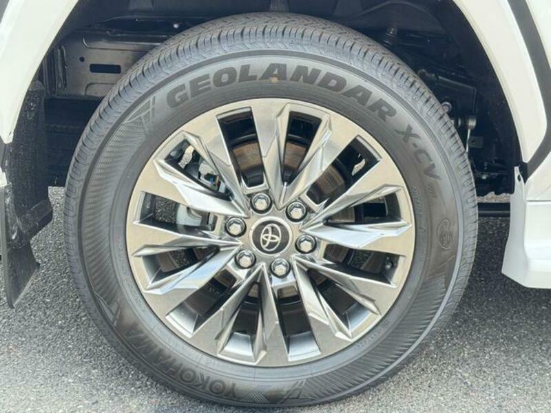 LAND CRUISER
