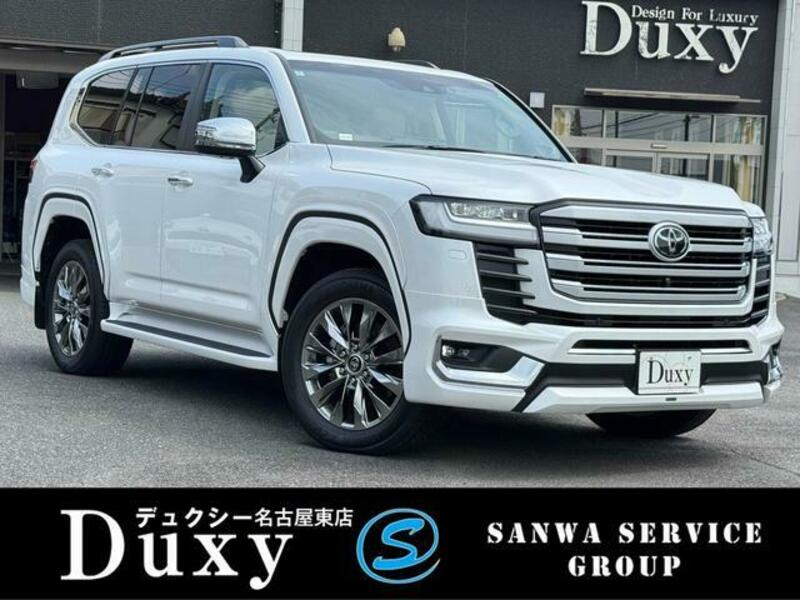 TOYOTA LAND CRUISER