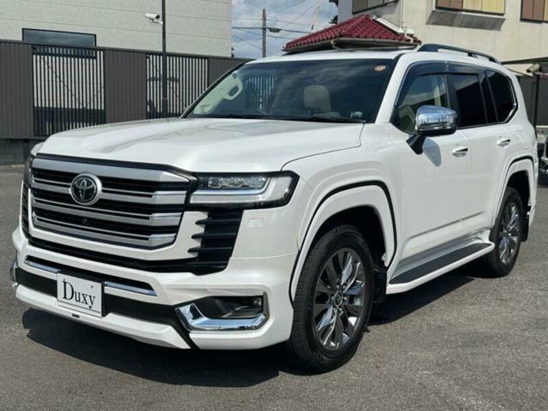 LAND CRUISER
