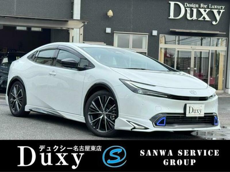 TOYOTA PRIUS