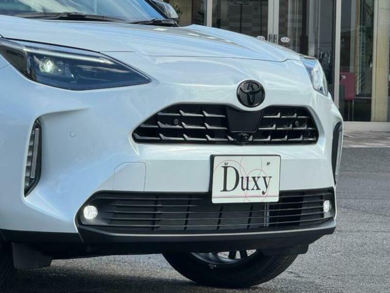 YARIS CROSS