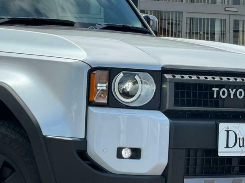 LAND CRUISER 250