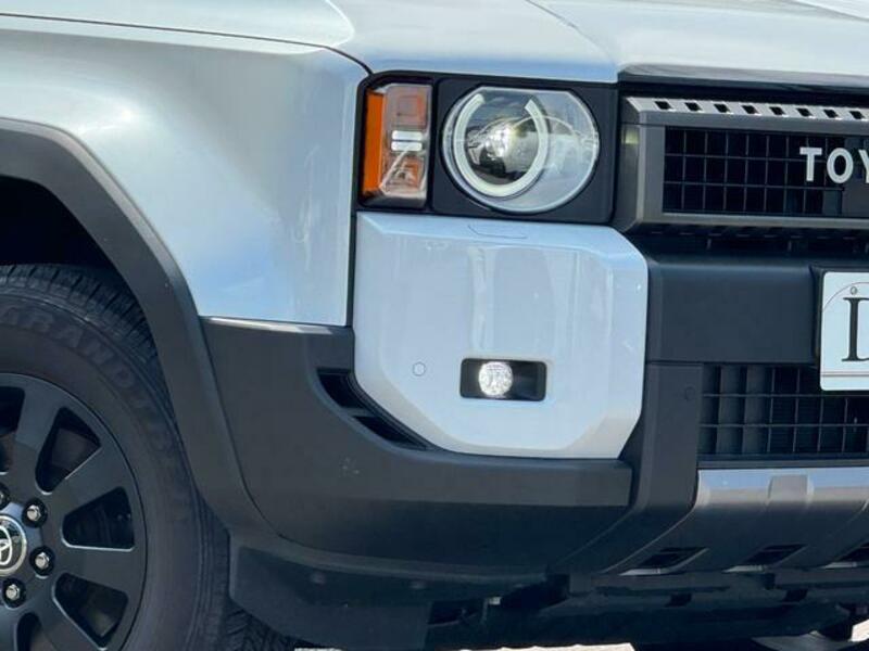 LAND CRUISER 250