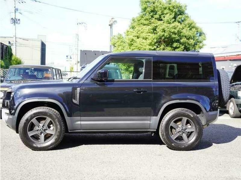 DEFENDER