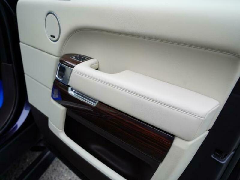 RANGE ROVER