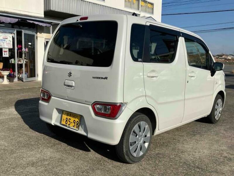 WAGON R