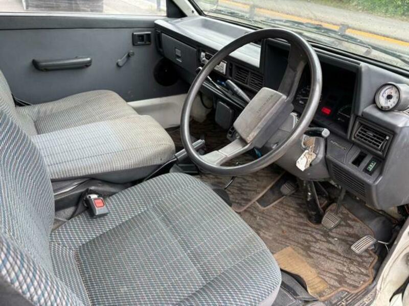 TOWNACE TRUCK