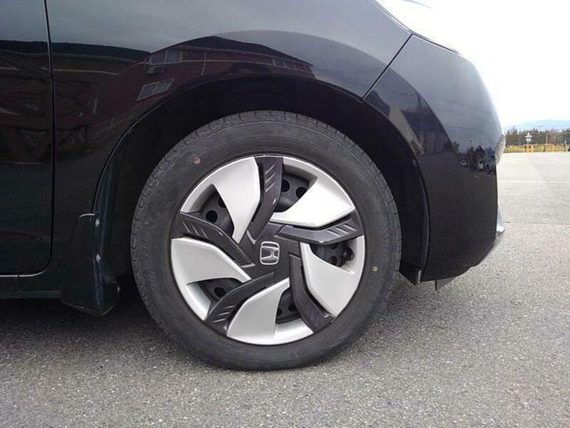 FIT HYBRID