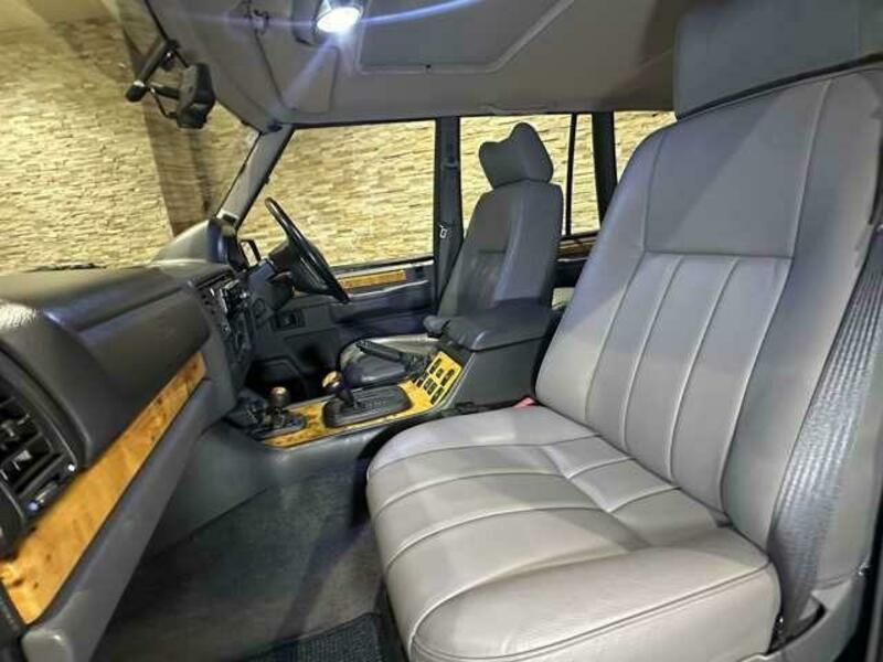 RANGE ROVER
