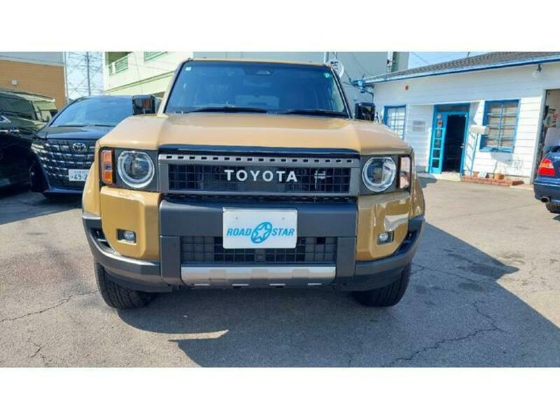 LAND CRUISER 250