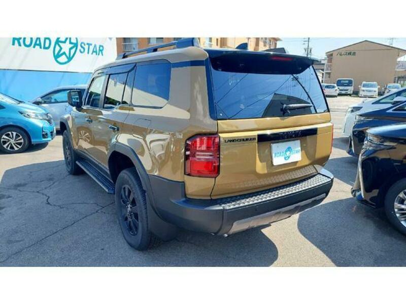 LAND CRUISER 250