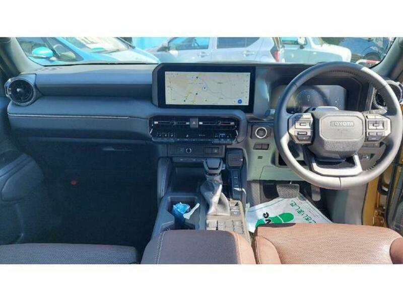 LAND CRUISER 250