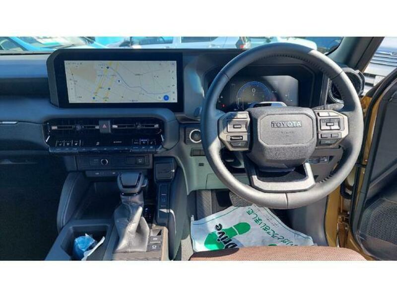 LAND CRUISER 250