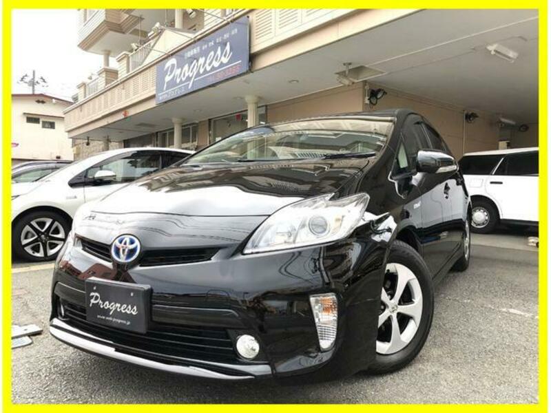 TOYOTA PRIUS