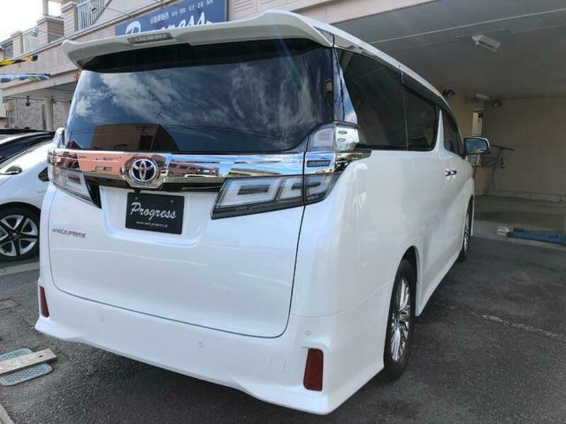 VELLFIRE