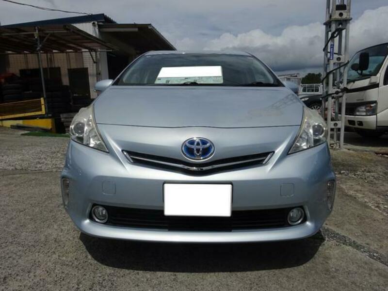 PRIUS ALPHA