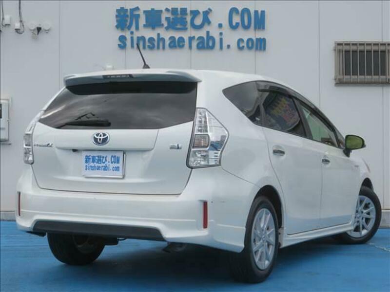 PRIUS ALPHA