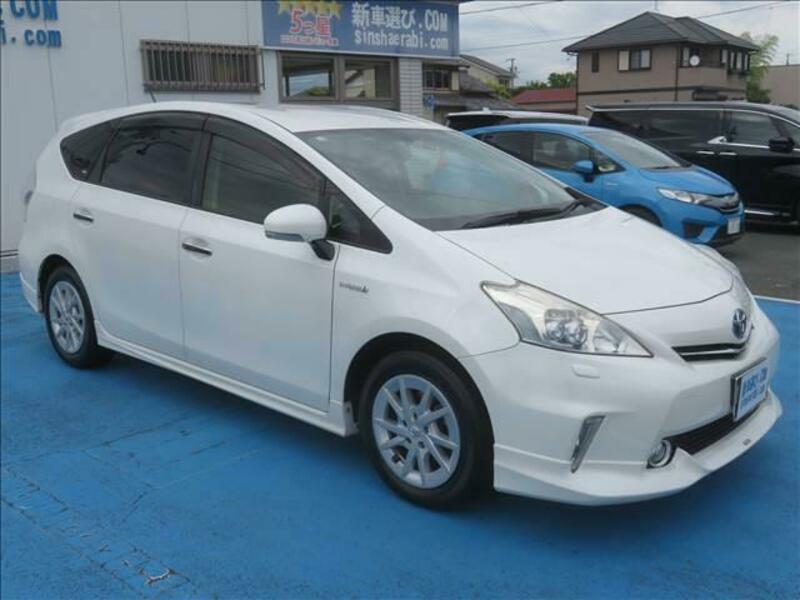 PRIUS ALPHA