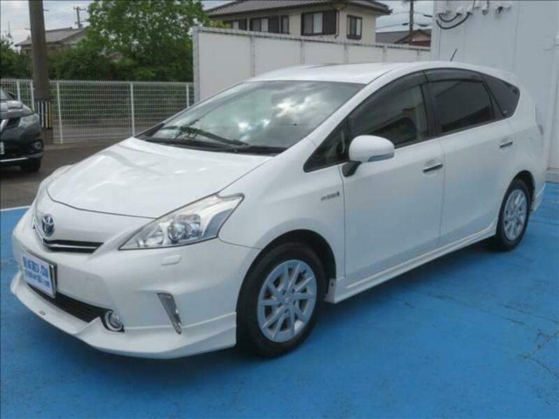 PRIUS ALPHA