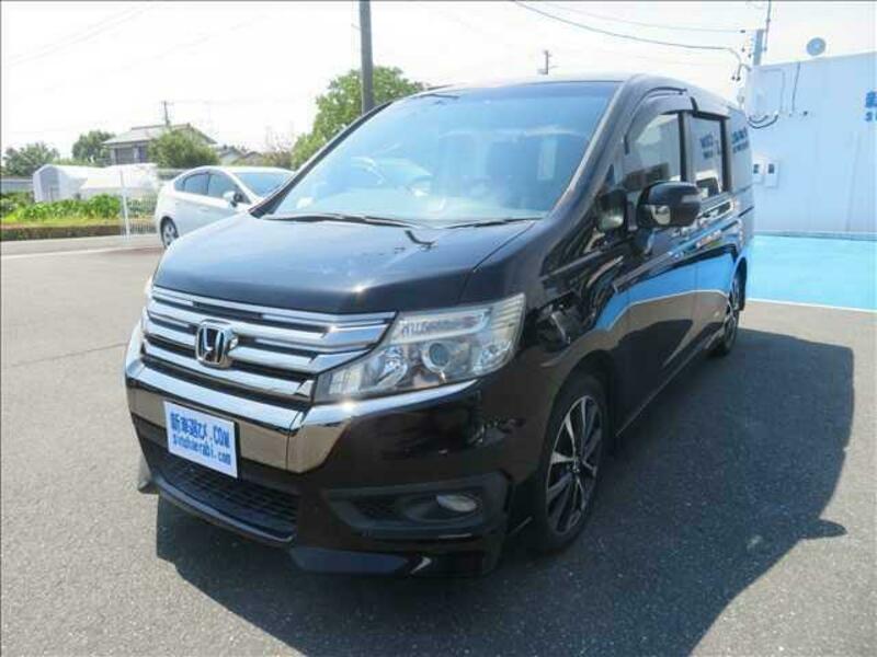 HONDA STEPWAGON SPADA