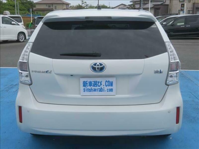 PRIUS ALPHA
