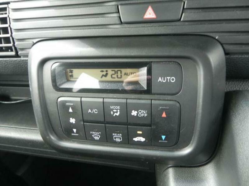 N-VAN