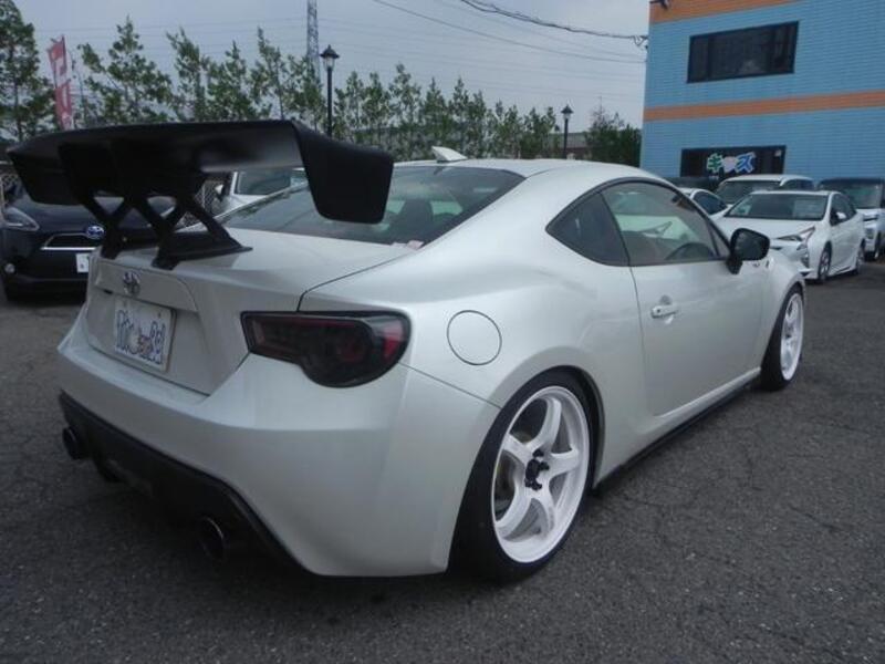 86